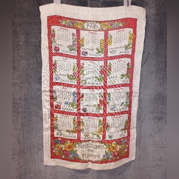 Vintage 1976 Birthstones and Flowers Linen Wall Hanging Tea Towel - Picture 2 of 5